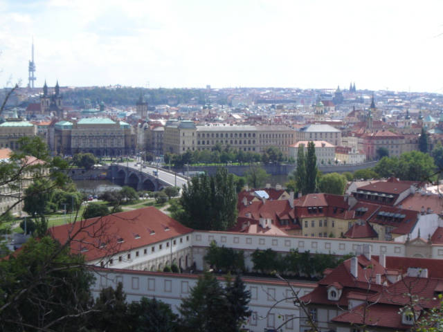 PRAG MATURALAC 038