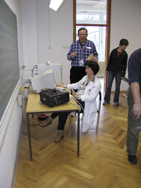 Dezurni profesori......... vrijedno rade